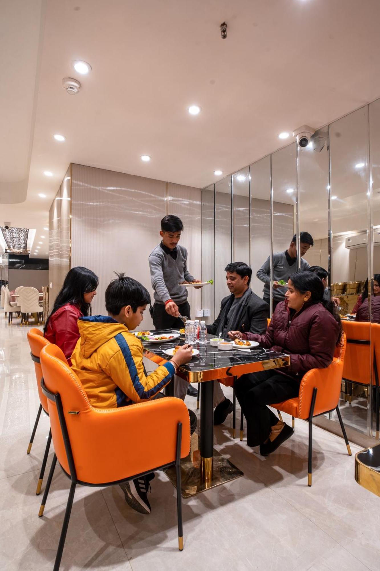 Hotel Ginger Palace Delhi Airport New Delhi Extérieur photo