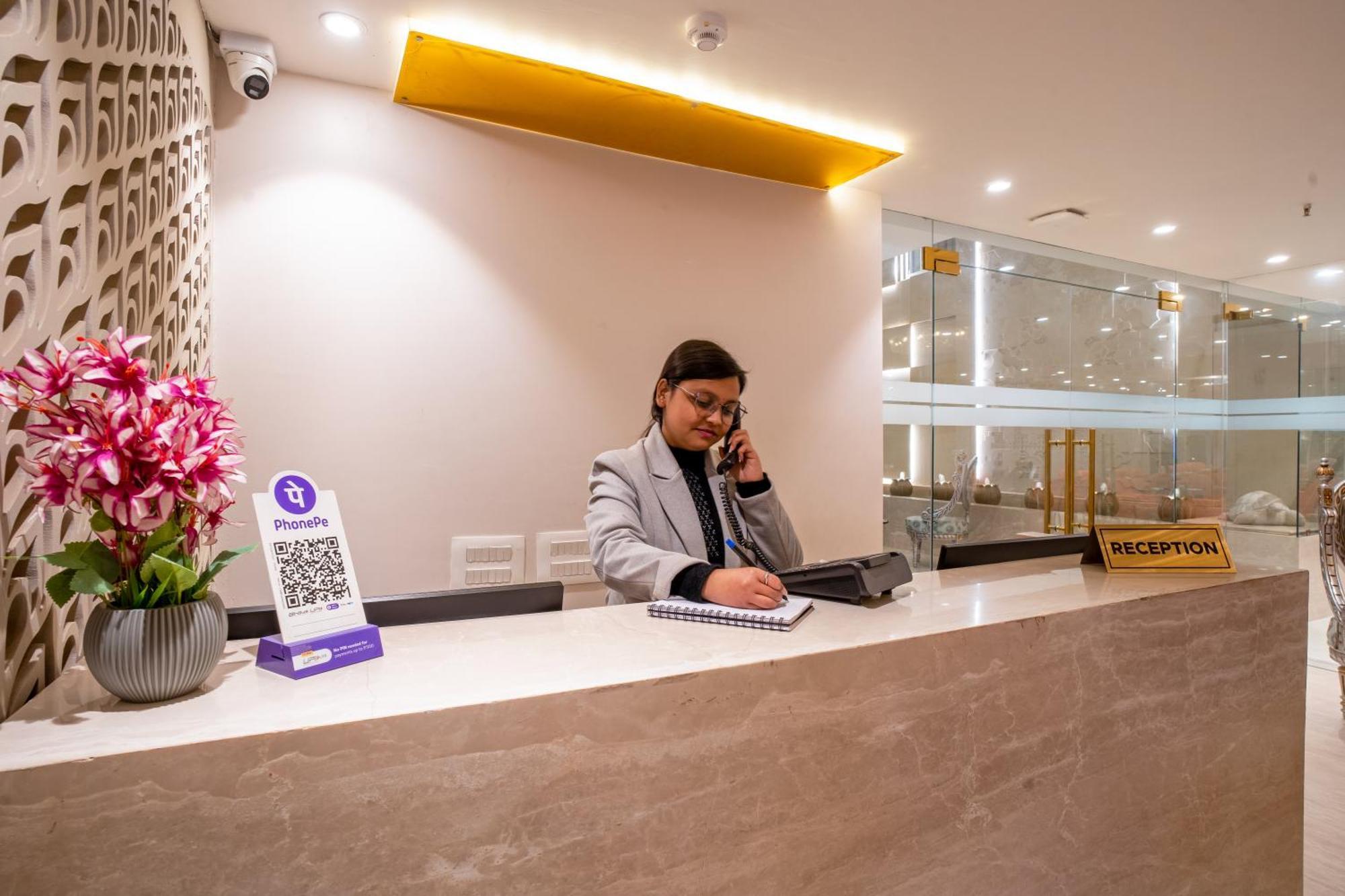 Hotel Ginger Palace Delhi Airport New Delhi Extérieur photo